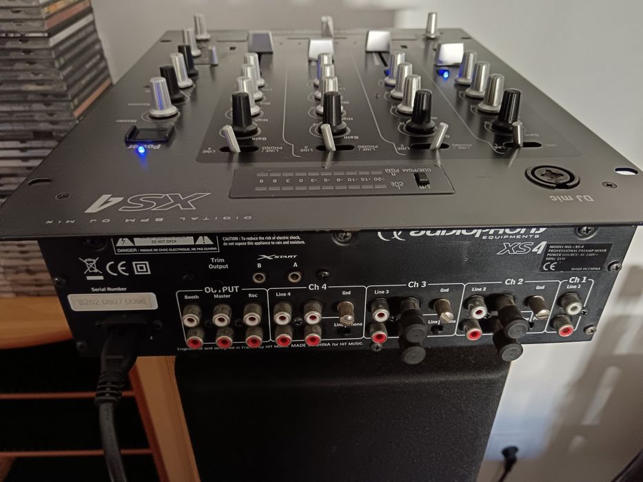 Mesa de mistura DJ Audiophony XS4 de 4 canais
