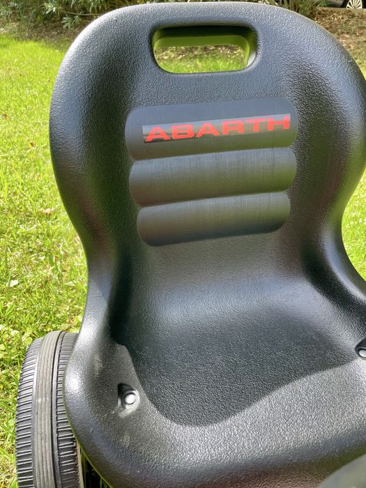 Kart / Carro de pedais Abarth FIAT 500