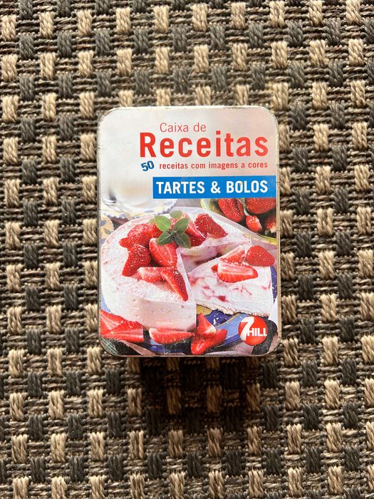 Caixa de Receitas 50 receitas com imagens a cores - Tartes e Bolos
