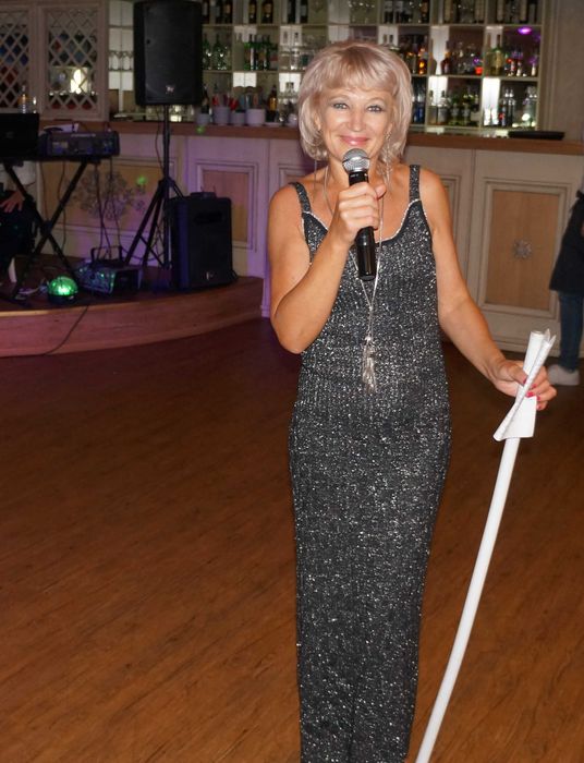 Тамада и DJ на Випуск,Корпорат,Весілля,Ювілей,Рочок по розумнім цінам!