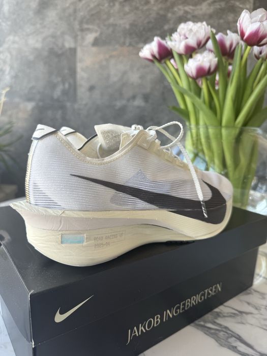 nike vaporfly 4 - купить товары моды и стиля - Цена на OLX.ua