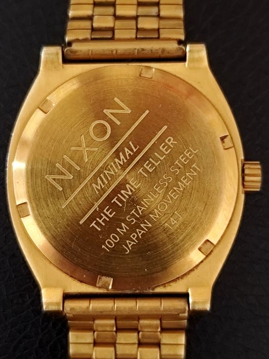Relógio Nixon Homem,entrego em mão Lisboa ou envio CTT