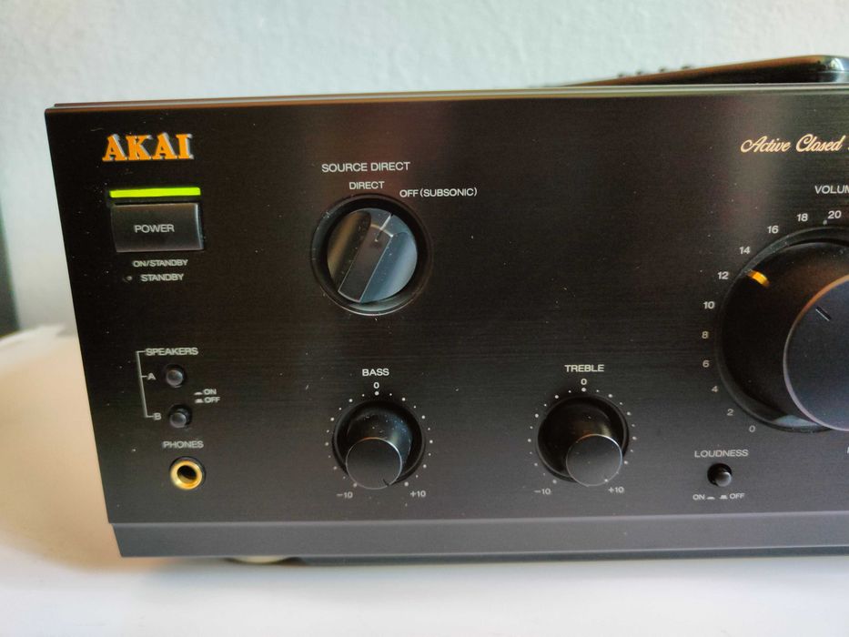 AKAI AM-39 B wzmacniacz stereo z pilotem