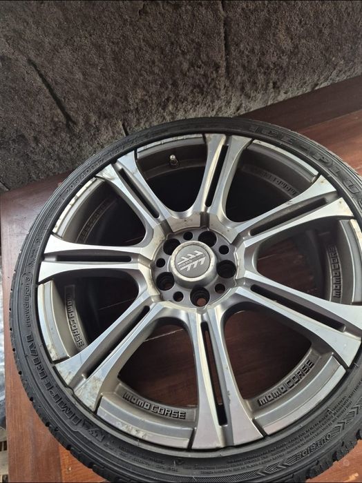 Jantes 17 Momo Corse + Pneus