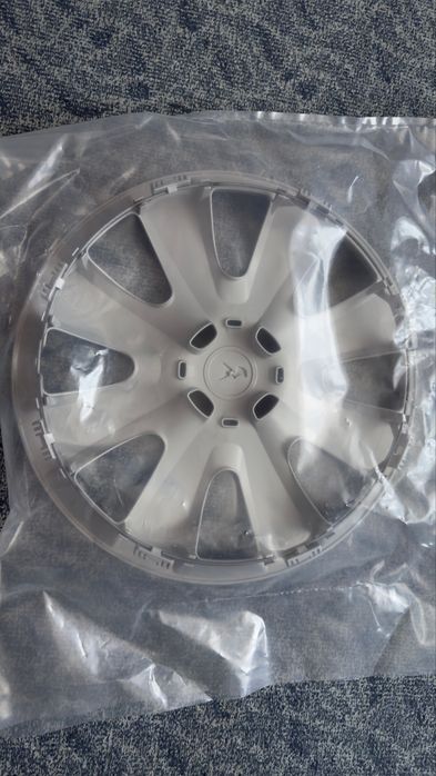 Продам оригінальні колісні ковпаки Peugeot 15R