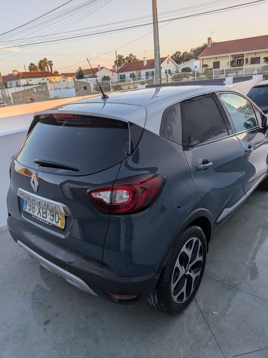 Captur como Novo | 2019 |  LED