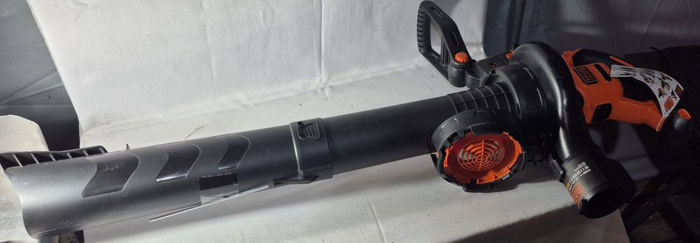 WYPRZEDAŻ Odkurzacz do lisci 3w1 black decker