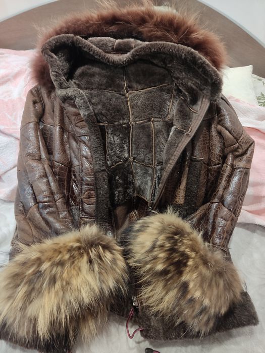 Меховая куртка для девочки