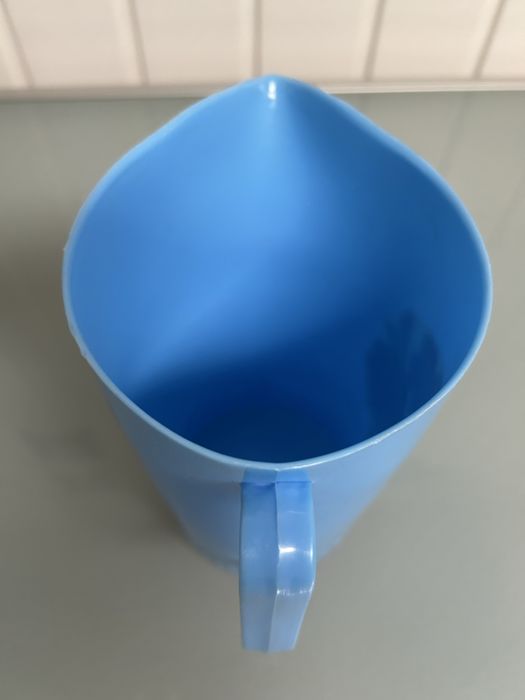 Jarro Vintage em Plástico