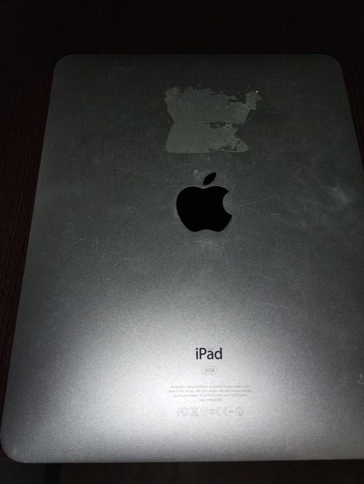 планшет Apple iPad  А1219