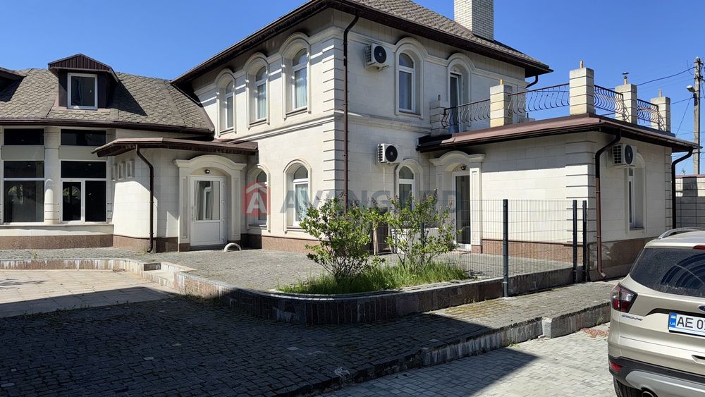 Продаются кв-ры в клубном доме, р-н пр. Гагарина и Ботанического сада,