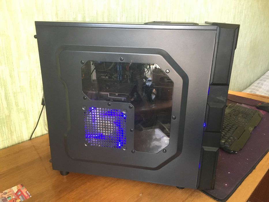 Компьютер игровой. Цена за блок и монитор.