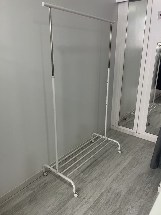 Charrio branco metalico