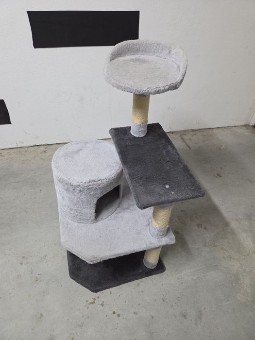 Poleiro / arranhador para gatos