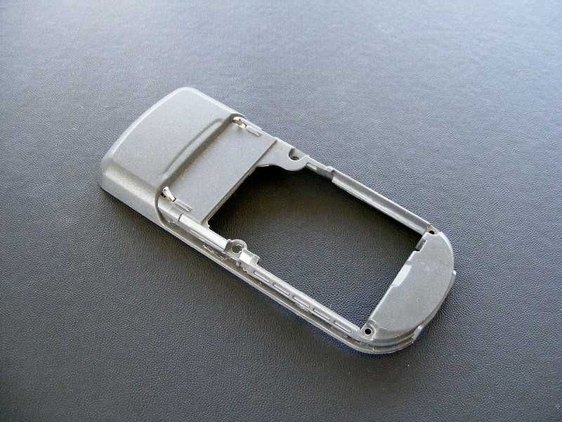 Korpus Nokia 8800 (nowy ze złączem ładowania)