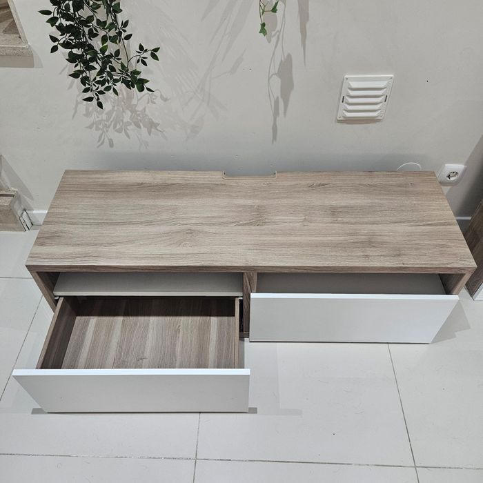 Módulos ikea parede