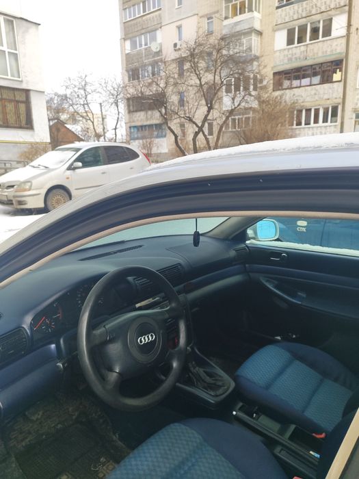 Ауди А4 В5 1.8 бензин