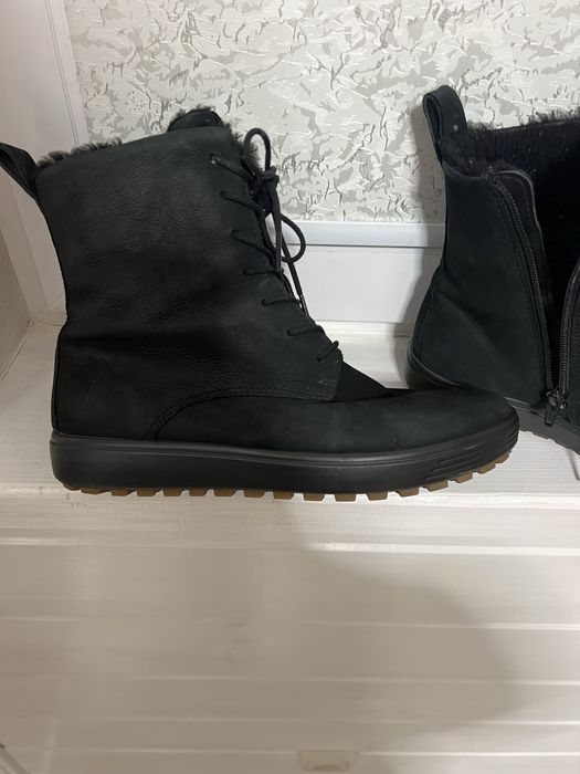 Продам теплі ботинки ессо