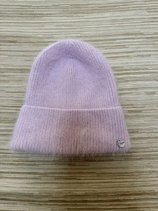 Тепла ангорова шапка