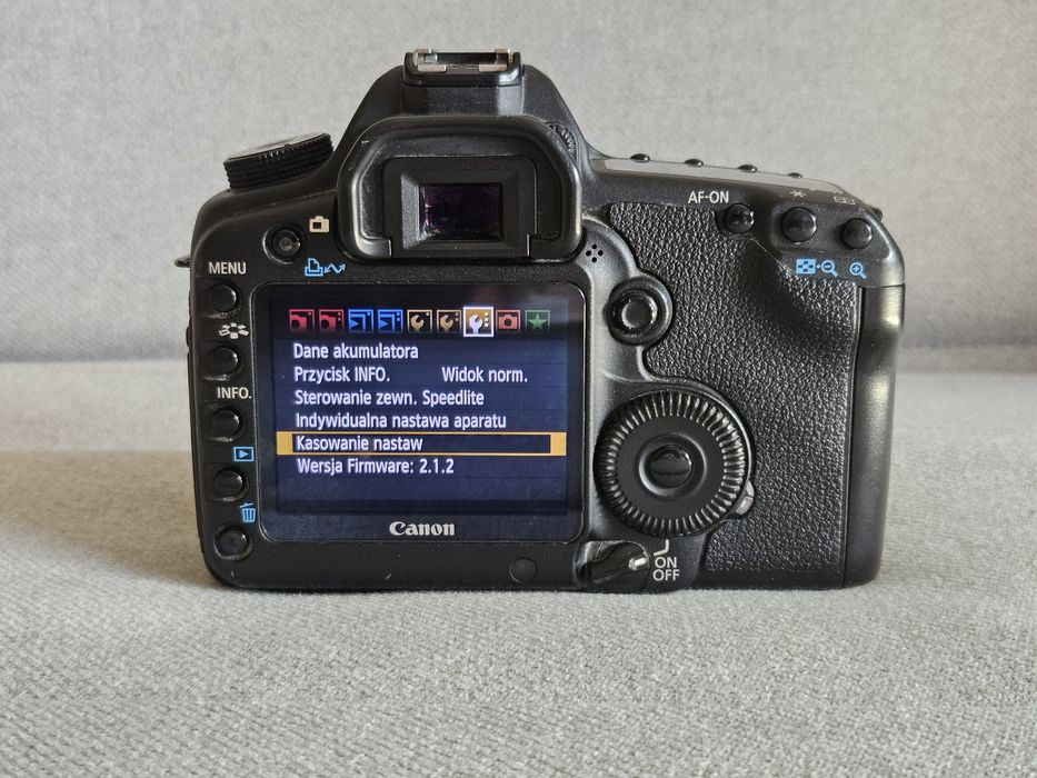 Canon EOS 5D Mark II – Klasyczna Pełna Klatka!