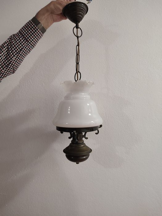 Candeeiro de tecto em latão