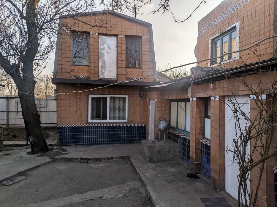 Продаю будинок у самому центрі Нової Одеси