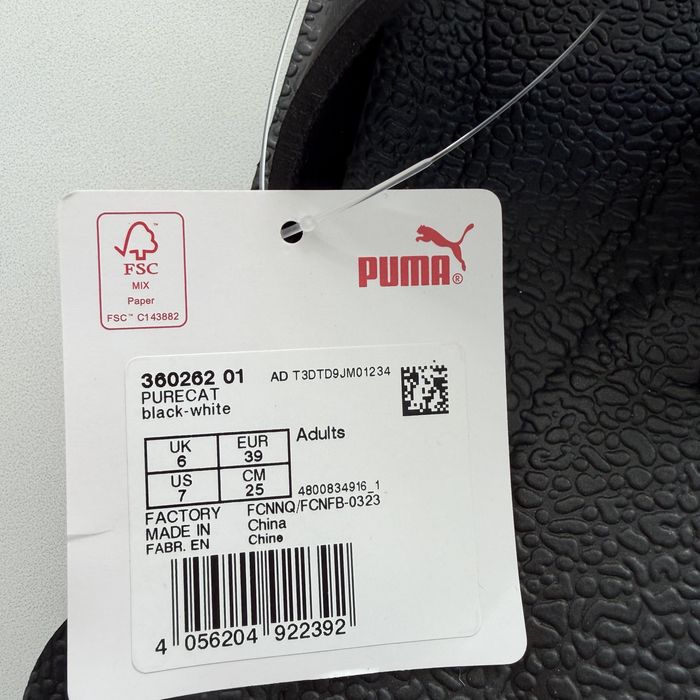Продам новые оригинальные   шлепанцы размер 39