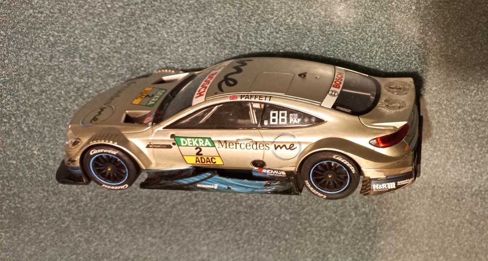Carrera Evolution Mercedes AMG C63 DTM Nr2, skala 1:32