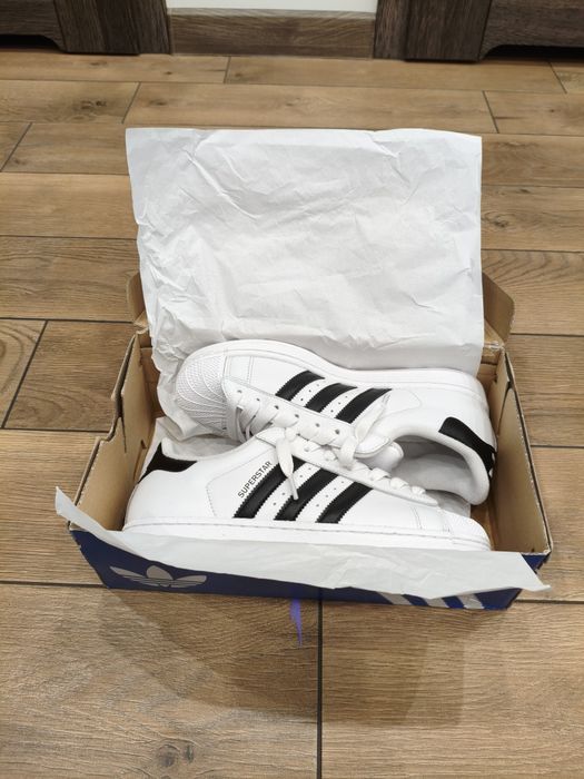 adidas gazelle silver green womens Buty adidas Superstar 92 by Pharrell White Black