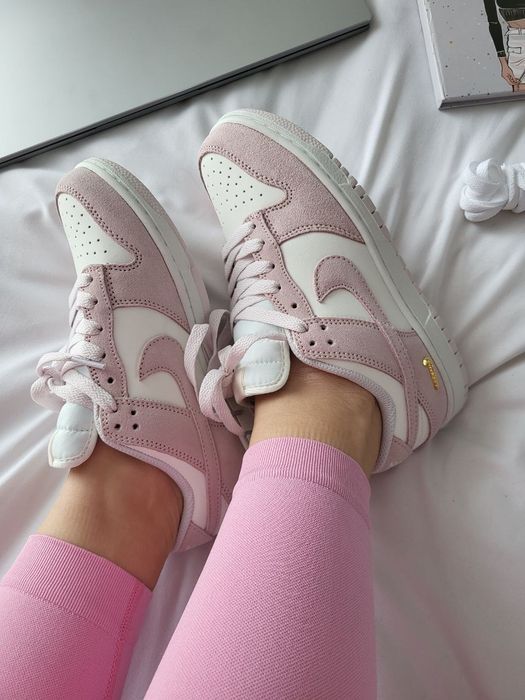 Nike Dunk Low Sail Pink трендові жіночі кросівки найк cб данк рожеві