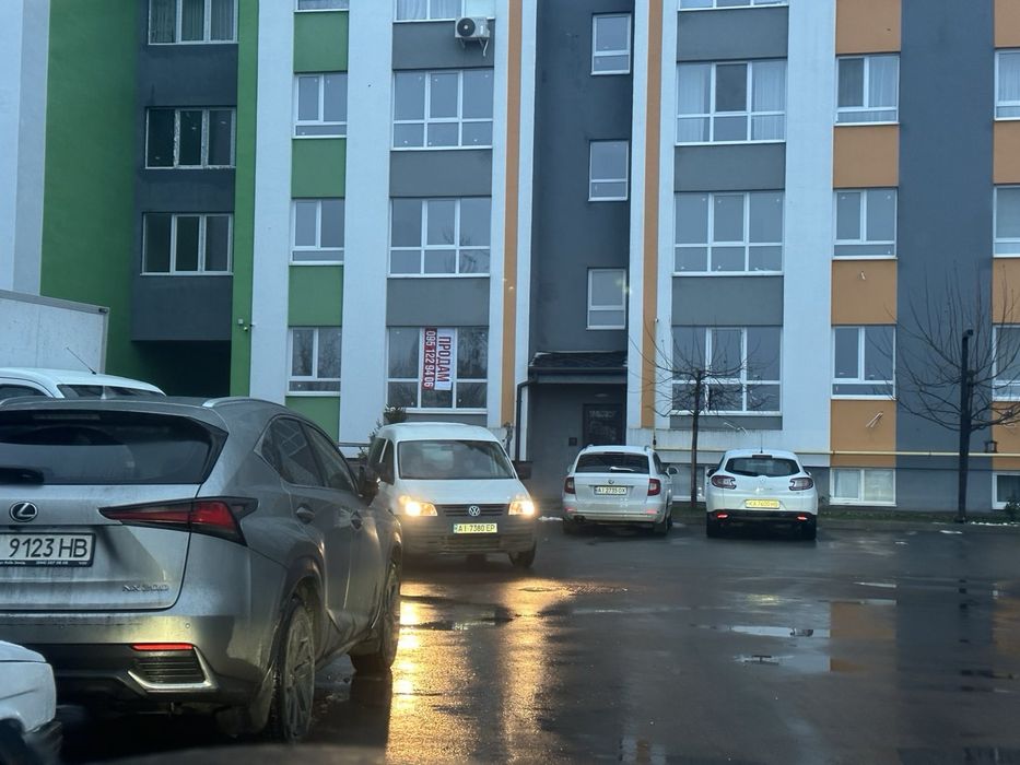 Гостомель ЖК Лайф Студія в цоколі Електро опалення , житловий тариф Площа 18 м2  Готівка! БЕЗ КОМІСІІ!