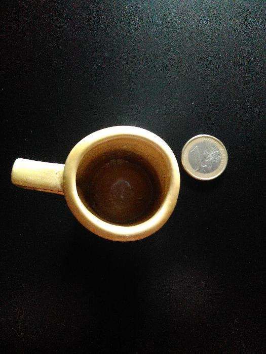 Small Ceramic Cup443227122979973121
