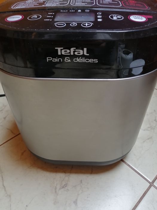 Wypiekacz do chleba TEFAL użyty parę razy
