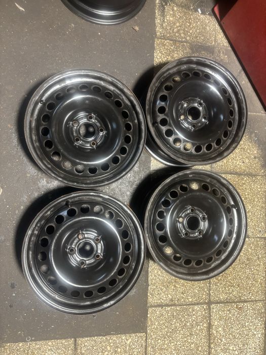 GG17 Komplet felg stalowych 16” 5x105 Opel TPMS