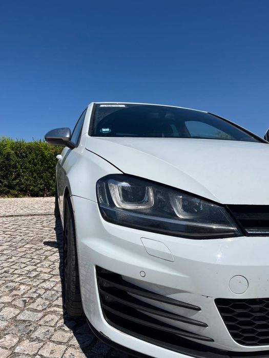 Golf tdi gtd com muitos extras