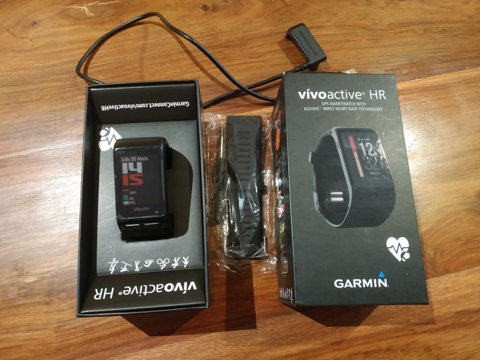 Garmin Vivoactive HR - Ler com atenção.64751170095235120