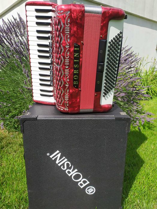 Akordeon Borsini 96 bas 4-chórowy, stan fabryczny