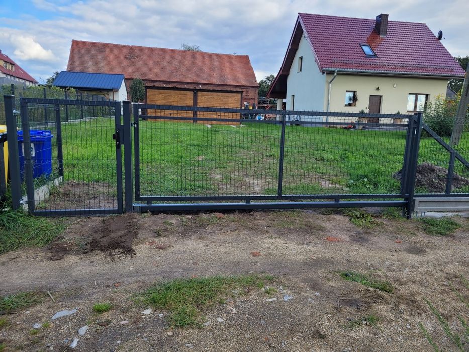 Panele ogrodzeniowe. Furtka. Brama. MONTAŻ