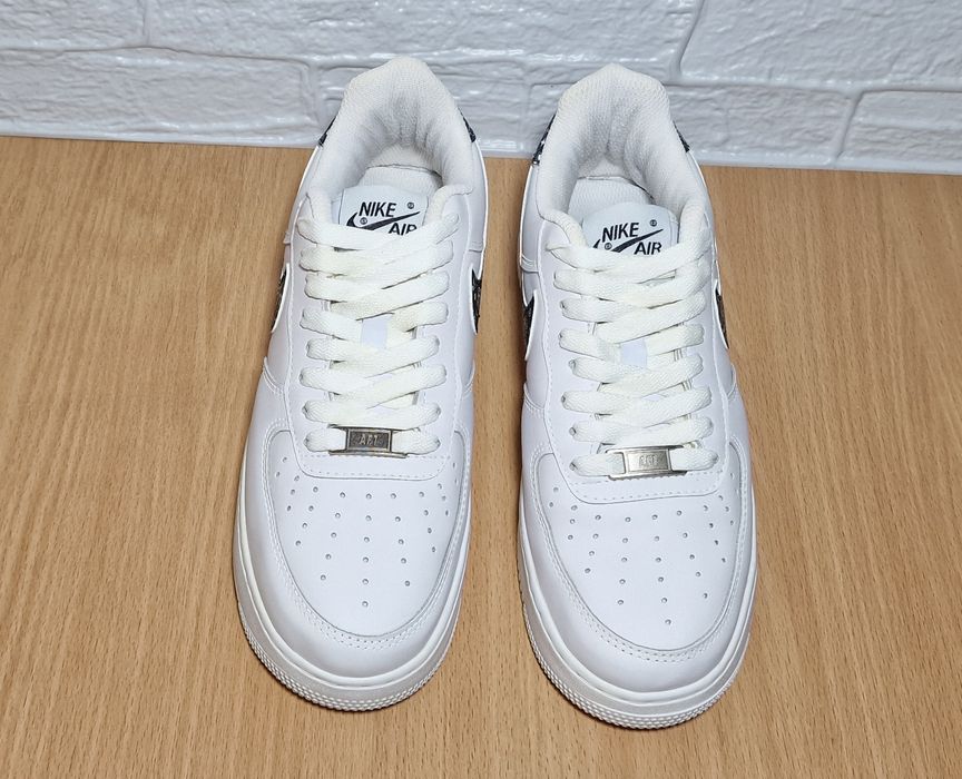 Кроссовки Nike Air Force (38 размер)