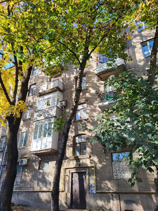 Продам двухкомнатную квартиру. Центр города. Y.A.