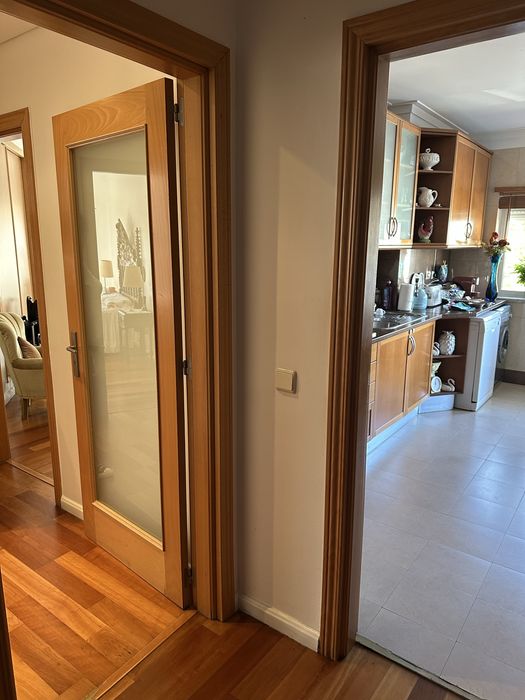 Quarto Setúbal junto ao Jardim Bonfim. 15m2. Em ap com varanda.