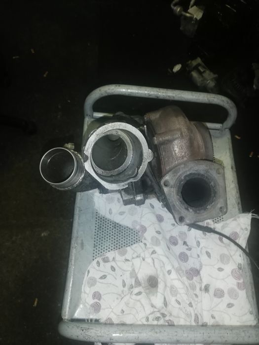 Turbina volkswagen transporter T5 2.5 tdi bpc 174km