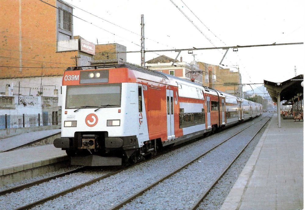 8 postais comboios