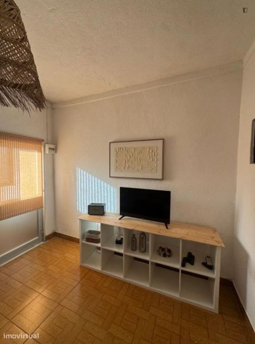 Quarto - localizado em Setubal