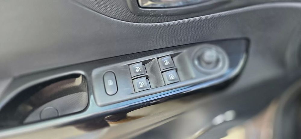 Renault Captur (ENERGY) TCe 90 INTENS