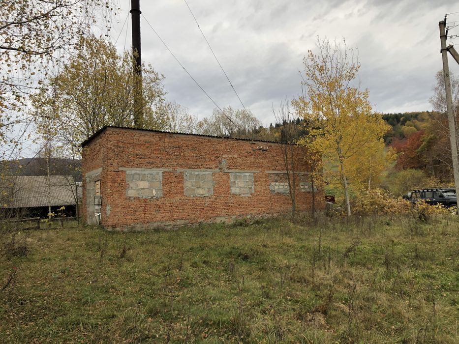 Продам комерційне привіщення 2 будівлі