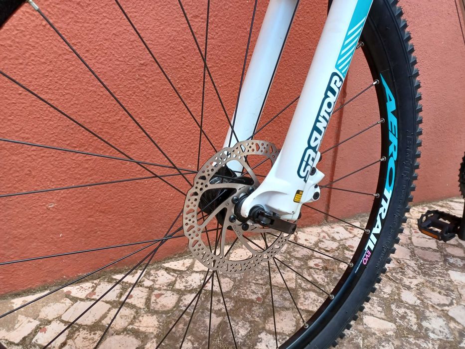 bicicleta BTT Decathlon Btwin Rockrider ST540