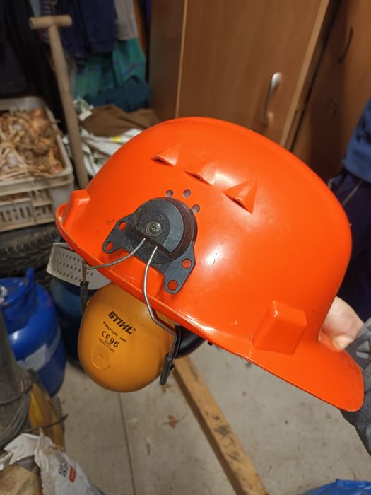 Sprzedam kask dla drwala STIHL wraz ze słuchawkami