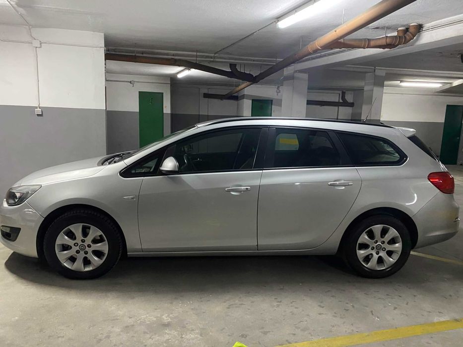 Opel Astra J Sports Tourer 1.7 CDTI - 2014