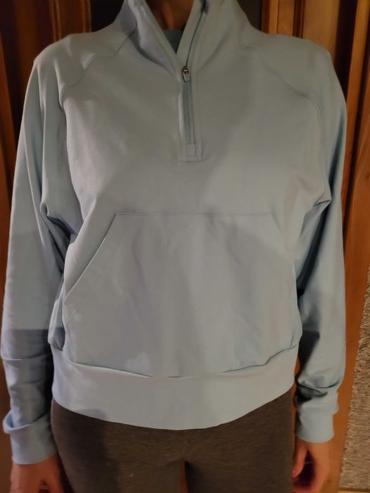 Nowa bluza 4f xs